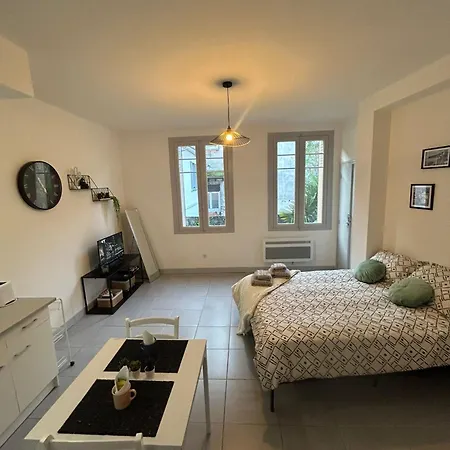 Au Pied Du Chateau Appartamento *