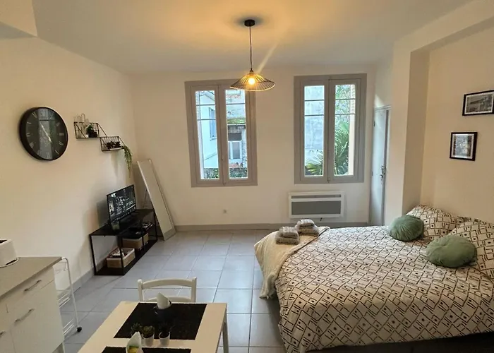 Au Pied Du Chateau Apartamento *